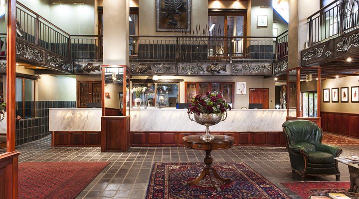 Misty Hills Country Hotel