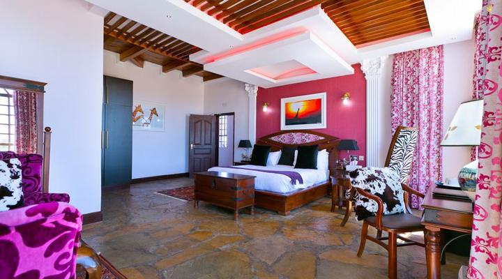 Giraffe Ark Game Lodge