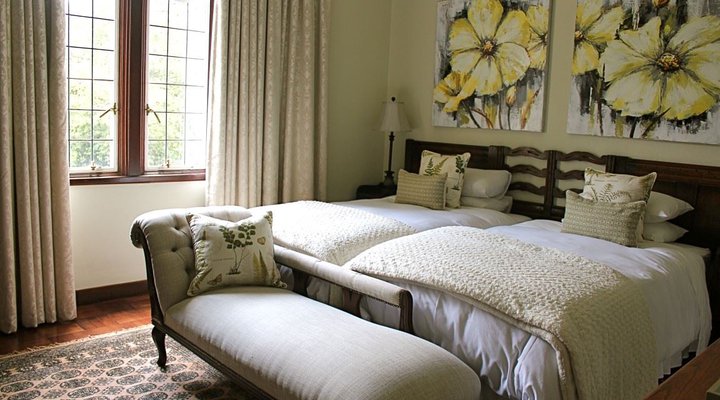 Dunning Country House