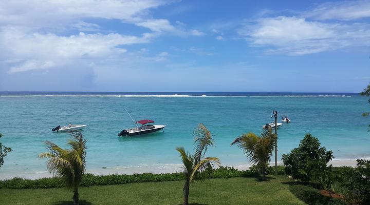 Villasun Beachfront Apartment