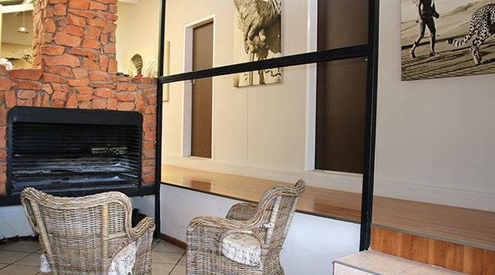 N/a'an ku se Desert Retreat
