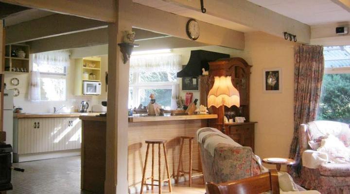 Hide-Away Cottage Retreat