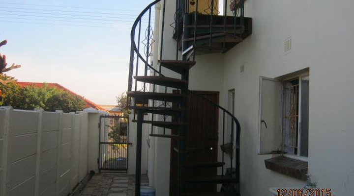 Wagon Wheel Self-catering