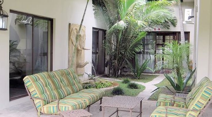 La Rochelle Luxury Lodge