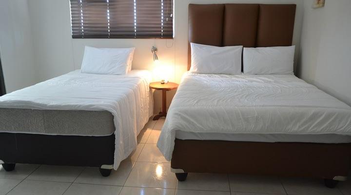 Roadhouse Guest House