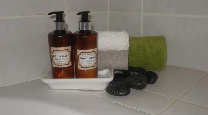 Savannah Lodge Honeydew