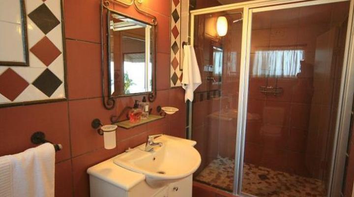 Bailey's Beach Cottage