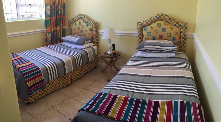Dolphin Bay Beach Apartment