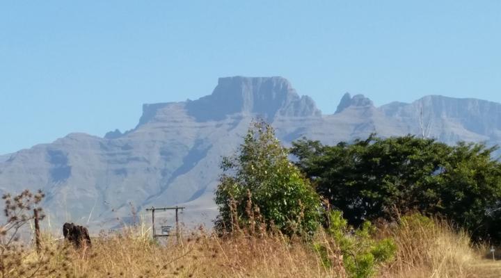 Emfuleni - Place by the River - Drakensberg
