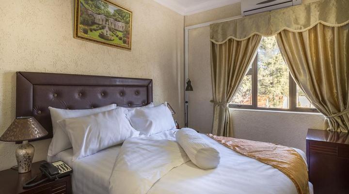 Solace Guest House and Spa