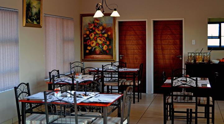 Casa Calida Guesthouse