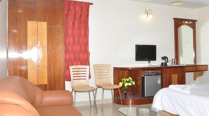 Sri Sarvesha J.S Palace