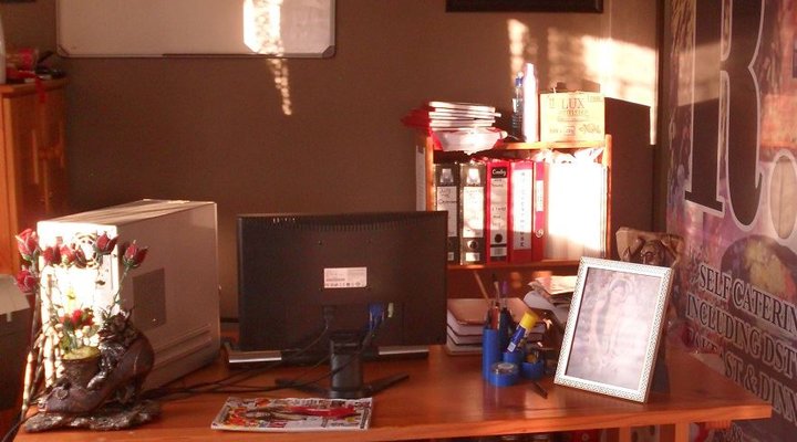 RJ Guesthouse
