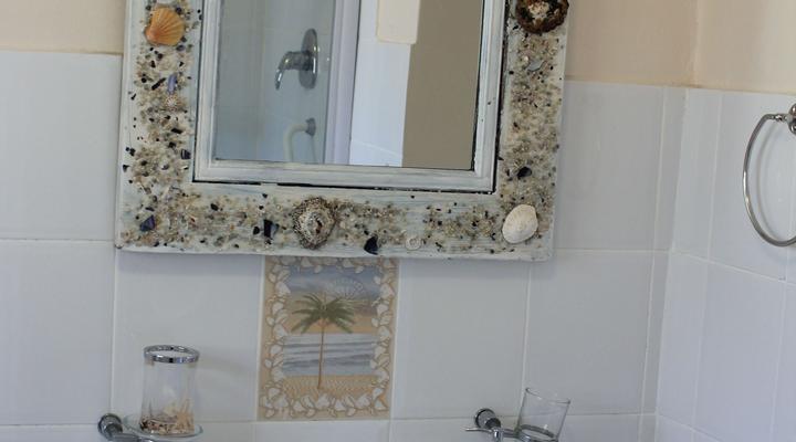 Tranquil Beach Apartment