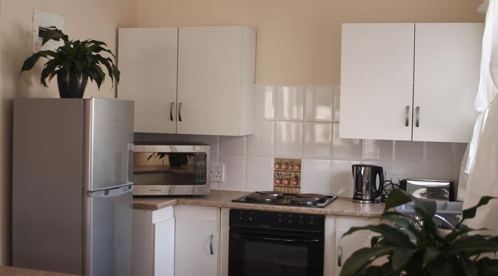 Tranquil Beach Apartment