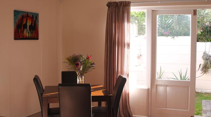 Tranquil Beach Apartment