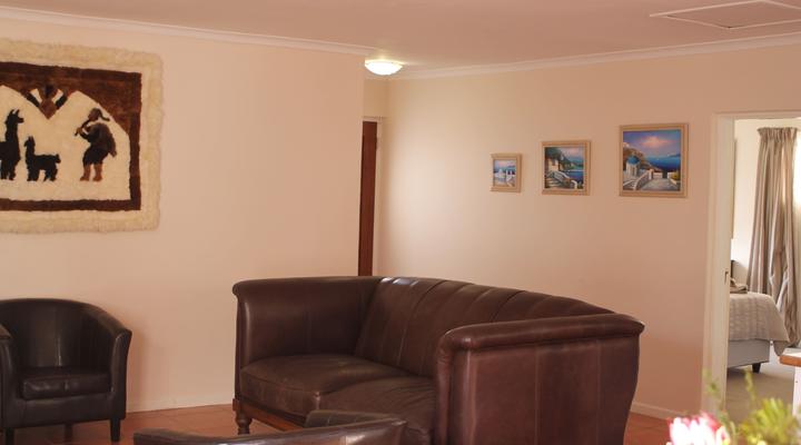 Tranquil Beach Apartment