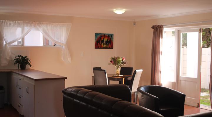 Tranquil Beach Apartment