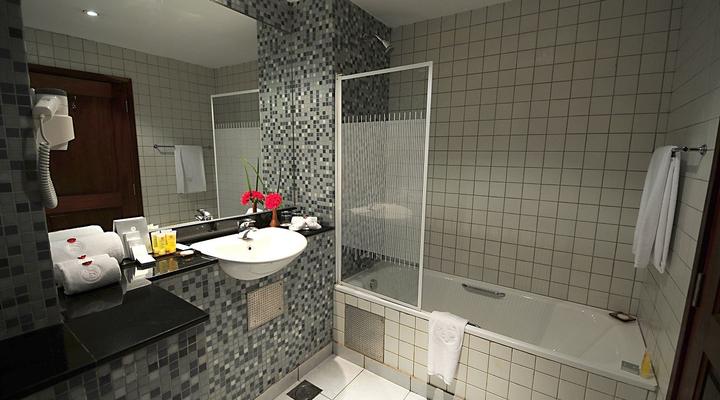 Speke Resort Munyonyo