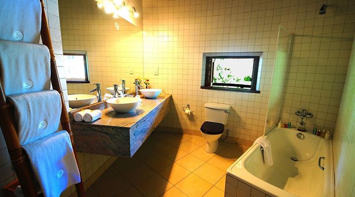 Speke Resort Munyonyo