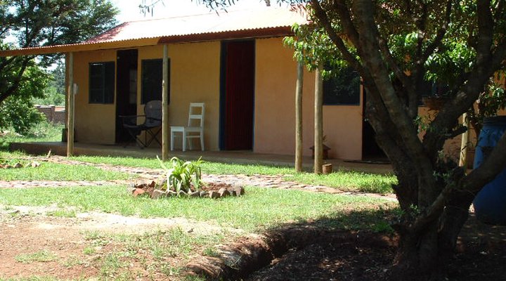 SunnysideUp Backpackers Centurion