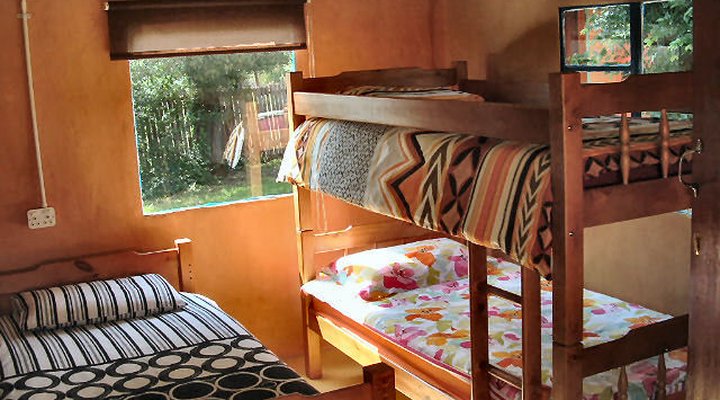SunnysideUp Backpackers Centurion