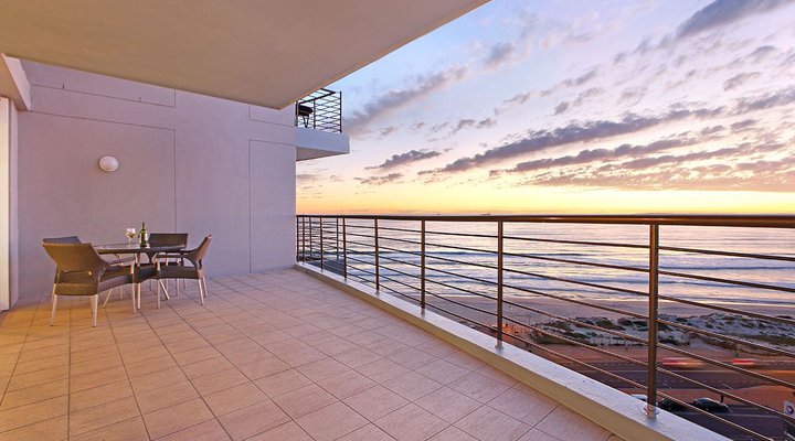 Horizon Bay 803