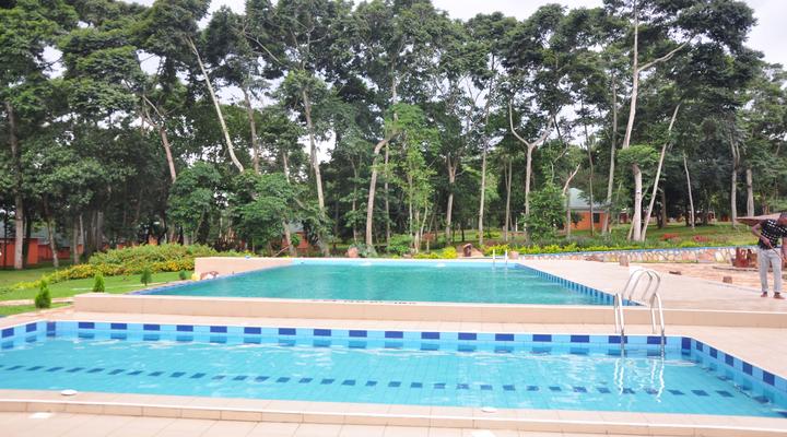 Pearl Gardens Beach Resort Kalangala