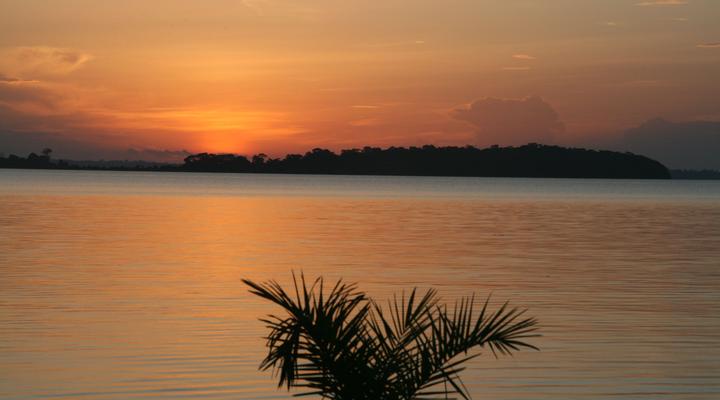 Pearl Gardens Beach Resort Kalangala