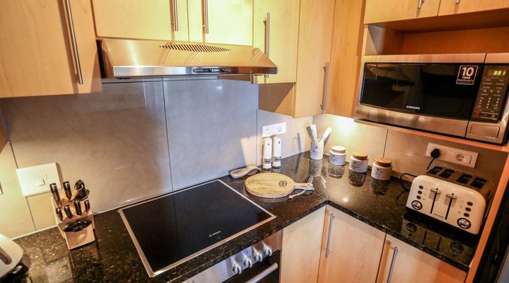 Hibernian Towers 1502