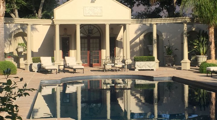 Courtyard Cottage at Ibis House