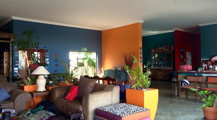 Sensayuma Backpackers