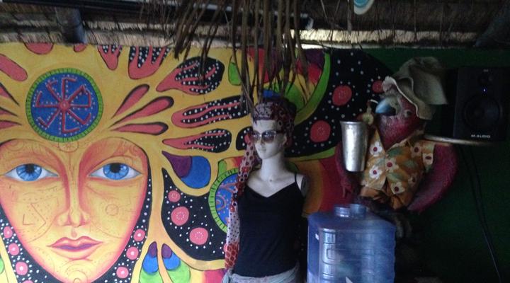Sensayuma Backpackers