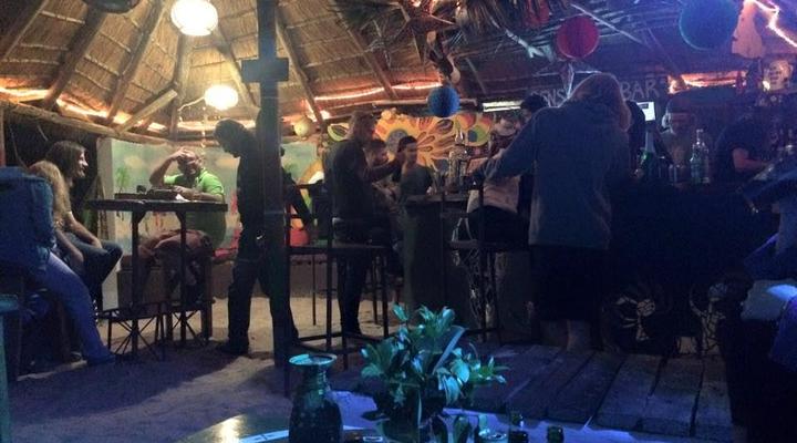 Sensayuma Backpackers