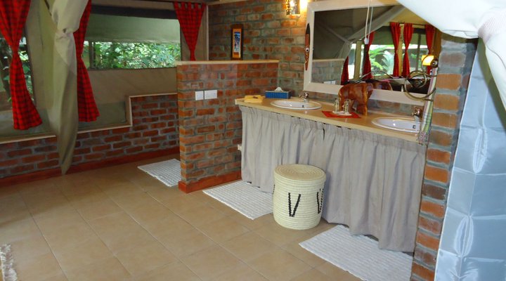 Anga Afrika Luxury Tented Camp