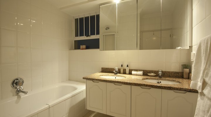 Hermanus Beach Front Lodge