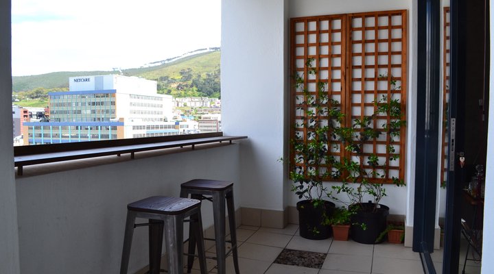 Modern Apartment on Long Street 