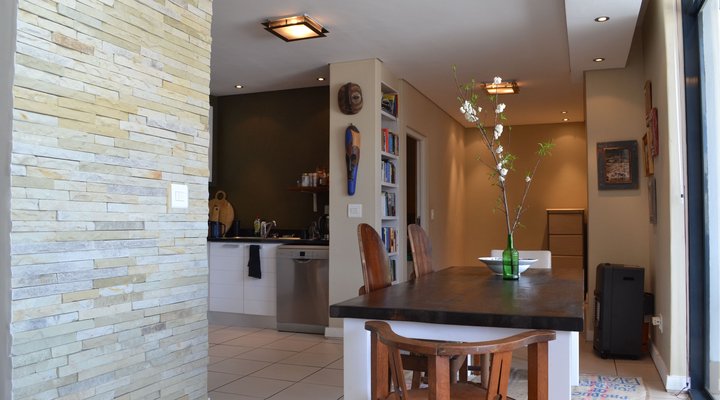Modern Apartment on Long Street 