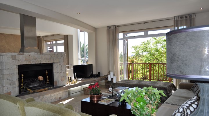 Stylish Contemporary Getaway in Higgovale