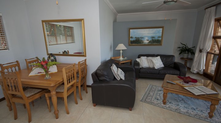 Lagoon Breeze Guest House