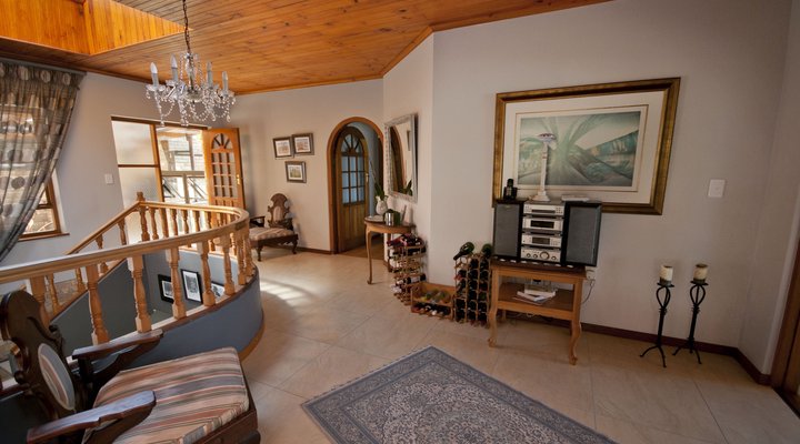 Lagoon Breeze Guest House