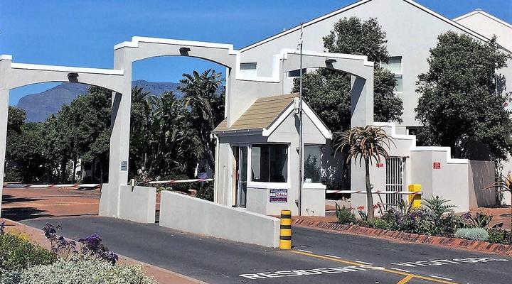 The Beach Room Milnerton