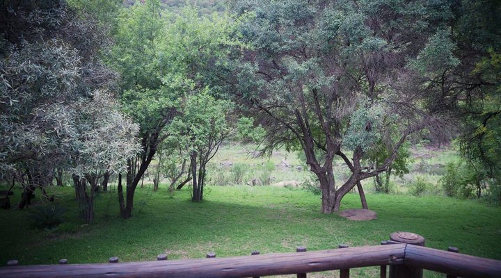 Bushveld River Thatch Retreat