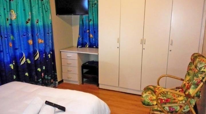 Hillcrest Drive Main House 