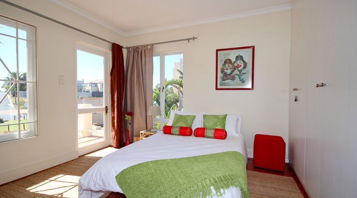 Surf Sail Sleep Blouberg