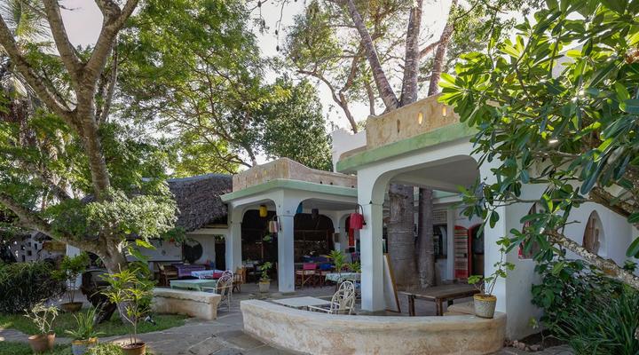 Kenyaways Beach B&B Diani Beach