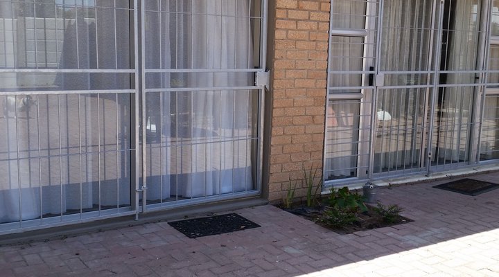 Ruthers Place Aston Bay 