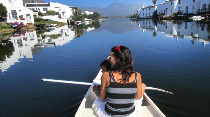 Marina Da Gama Tranquil Waters Edge Escape