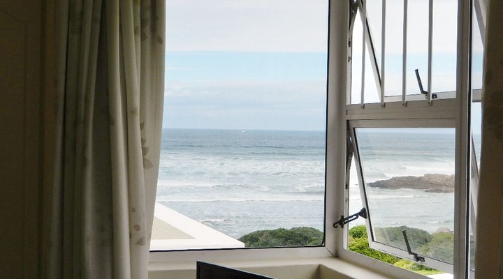 Hermanus Beach Front Lodge