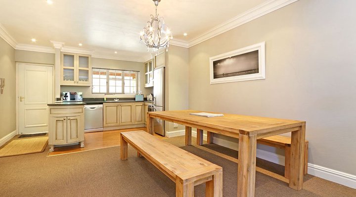 Jubilee Square Apartment